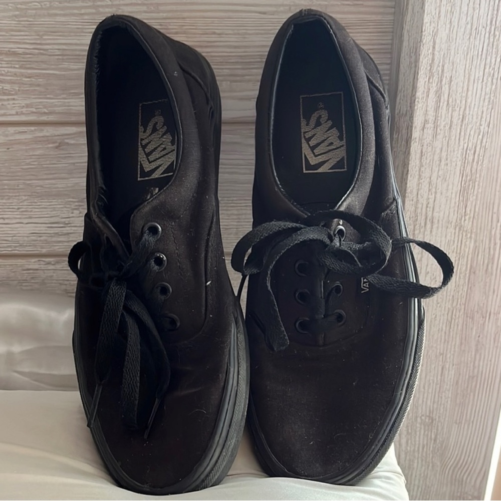 Black vans